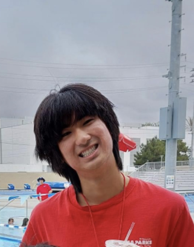 victor headshot.JPG